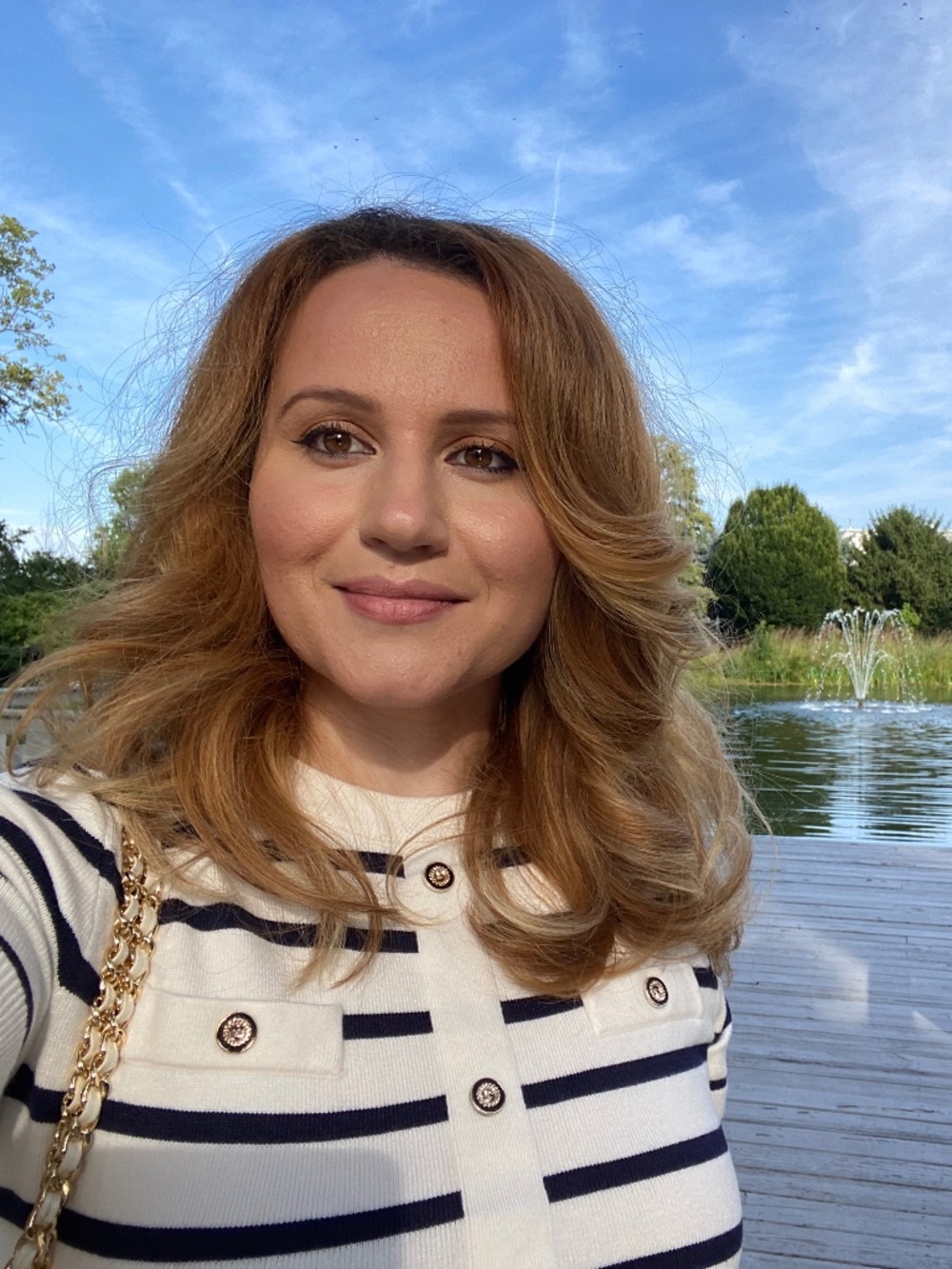 Meet your Posher, Julinda